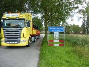 zwaar verkeer door Westernieland